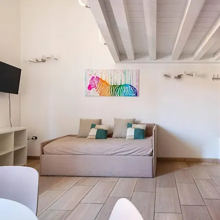 Apartament Charming & Cosy Studio In The Historical Center Bolonia